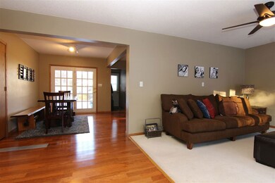 2406 Loma St, Cedar Falls, IA 50613 - photo 6