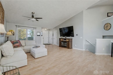 725 Settlers Walk Blvd, Springboro, OH 45066 - photo 6