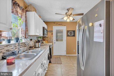 859 Columbia Ave, Newfield, NJ 08344 - photo 7