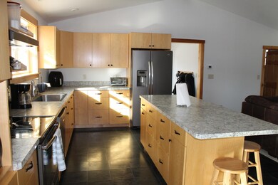 30 Bartlett St, Gardiner, ME 04359 - photo 4