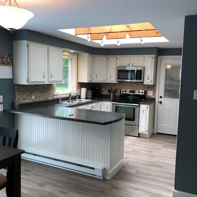 1 Laurel Kitchen 1