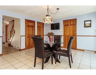 41 Hemingway St, Winchester, MA 01890 - photo 7