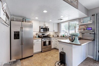 2955 N 89th Ave-9