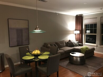 Great Room-Crown Molding