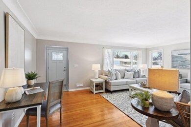 8634 Colfax Ave S, Bloomington, MN 55420 - photo 2