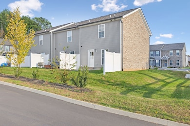 905 Sutton Cove, Columbia, TN 38401 - photo 3