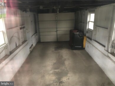 2013 Pine St, Whitehall, PA 18052 - photo 6