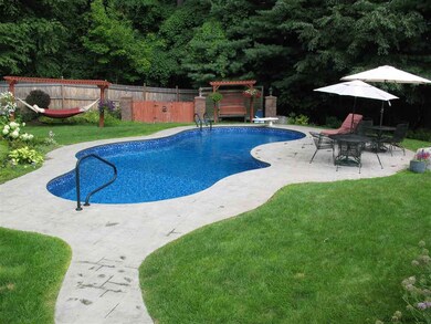 12 Pinecrest Dr, Schenectady, NY 12309 - photo 4