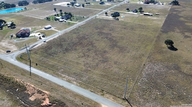 100 Scenic Hills Dr, La Vernia, TX 78121 - photo 2