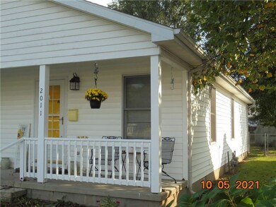 2011 Ohio Ave, Columbus, IN 47201 - photo 2