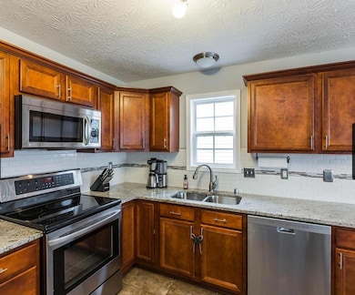 536 Vonbryan Trace, Lexington, KY 40509 - photo 2