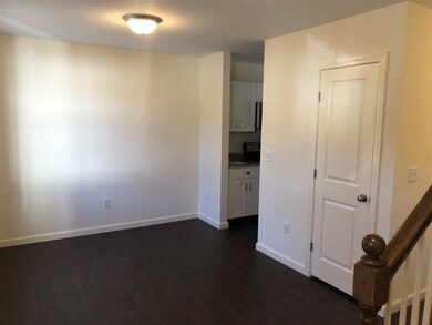 1r Grape St unit D, New Market, NH 03857 - photo 3