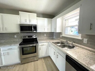 1304 Kevin Ct, Jacksonville, NC 28546 - photo 6