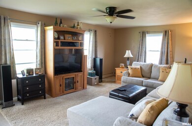 280 Campus View Dr, Lincoln, IL 62656 - photo 2