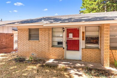 819 W Monterey St unit A, Denison, TX 75020 - photo 2