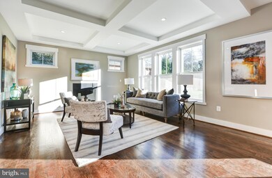 609 Lincoln Ave, Falls Church, VA 22046 - photo 3