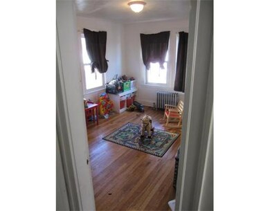 547 Hyde Park Ave unit 3, Roslindale, MA 02131 - photo 4