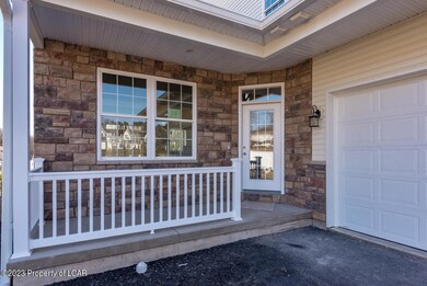 220 Sylvan Ln, Dallas, PA 18612 - photo 2