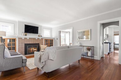 419 E North Broadway