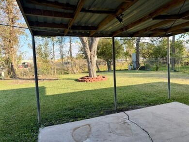 15242 Dogwood Tree St, Houston, TX 77060 - photo 6