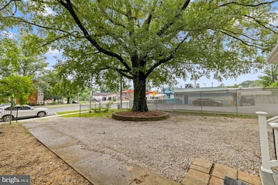 950 E West Hwy, Takoma Park, MD 20912 - photo 4