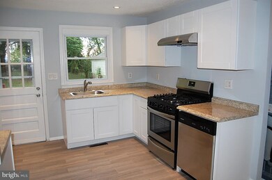 98 Meem Ave, Gaithersburg, MD 20877 - photo 3