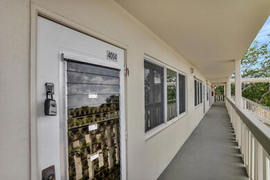 4004 Cambridge A unit 4004, Deerfield Beach, FL 33442 - photo 3