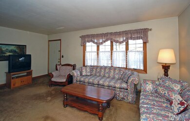 48 Delaware Ave, Middlesex, NJ 08846 - photo 4