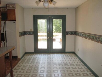 2205 Cooley Ford Rd, Tennessee Ridge, TN 37178 - photo 3