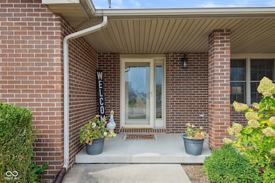 140 Stevens Dr, Seymour, IN 47274 - photo 3