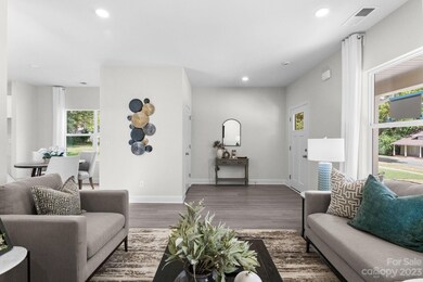 1216 4th St, Statesville, NC 28677 - photo 5