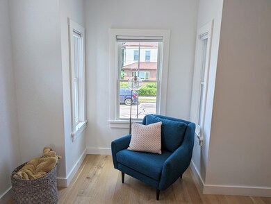 25 Spring St, Medford, MA 02155 - photo 6