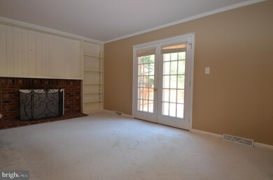 7707 Maritime Ln, Springfield, VA 22153 - photo 4