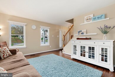 7420 Brandenburg Cir, Sykesville, MD 21784 - photo 4