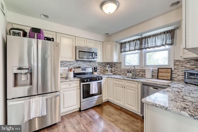 105 Oak Ave, Westville, NJ 08093 - photo 5