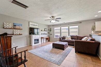 5416 Balmorhea Dr, Pearland, TX 77584 - photo 4