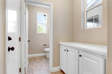 26819 Bayport Ln, Valencia, CA 91355 - photo 4