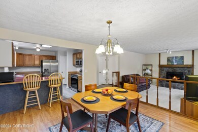 Dining, Living, Bar