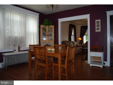 2326 Hoffer Ave, Reading, PA 19605 - photo 4