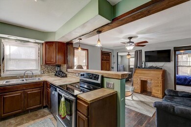 1726 Main St, Adel, IA 50003 - photo 6