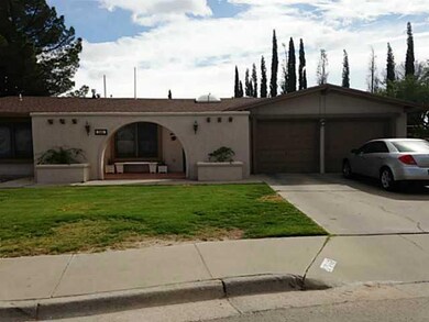 2562 Trawood Dr, El Paso, TX 79936 - photo 3