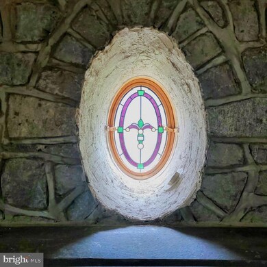 217 N Providence Rd unit 2, Wallingford, PA 19086 - photo 3