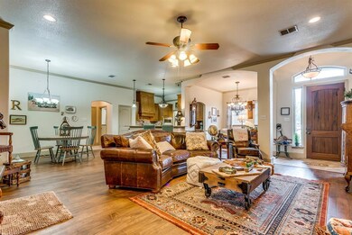 149 Overton Ridge Cir, Weatherford, TX 76088 - photo 5