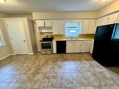 4580 Colonial Ave, Jacksonville, FL 32210 - photo 4