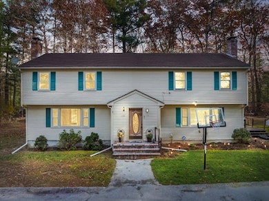 132 S Washington St unit 132, Norton, MA 02766 - photo 3