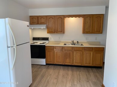 109 W 9th St, Watsontown, PA 17777 - photo 4