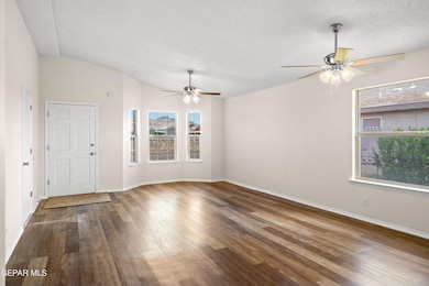 10980-Northampton-MLS-Camera-Guy-6