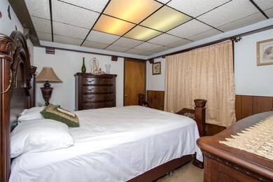MASTER BEDROOM AREA