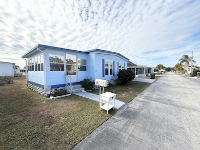 10 Dd St, Lakeland, FL 33815 - photo 2