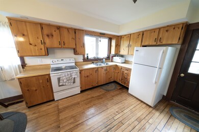 574 Vt Route 12 S, Northfield, VT 05663 - photo 5